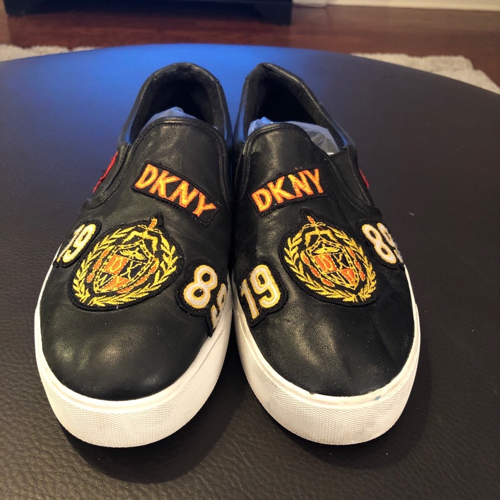 Women's DKNY Shoes Braylee 1989 Patchwork Slip On Leather Black Varsity 8.5